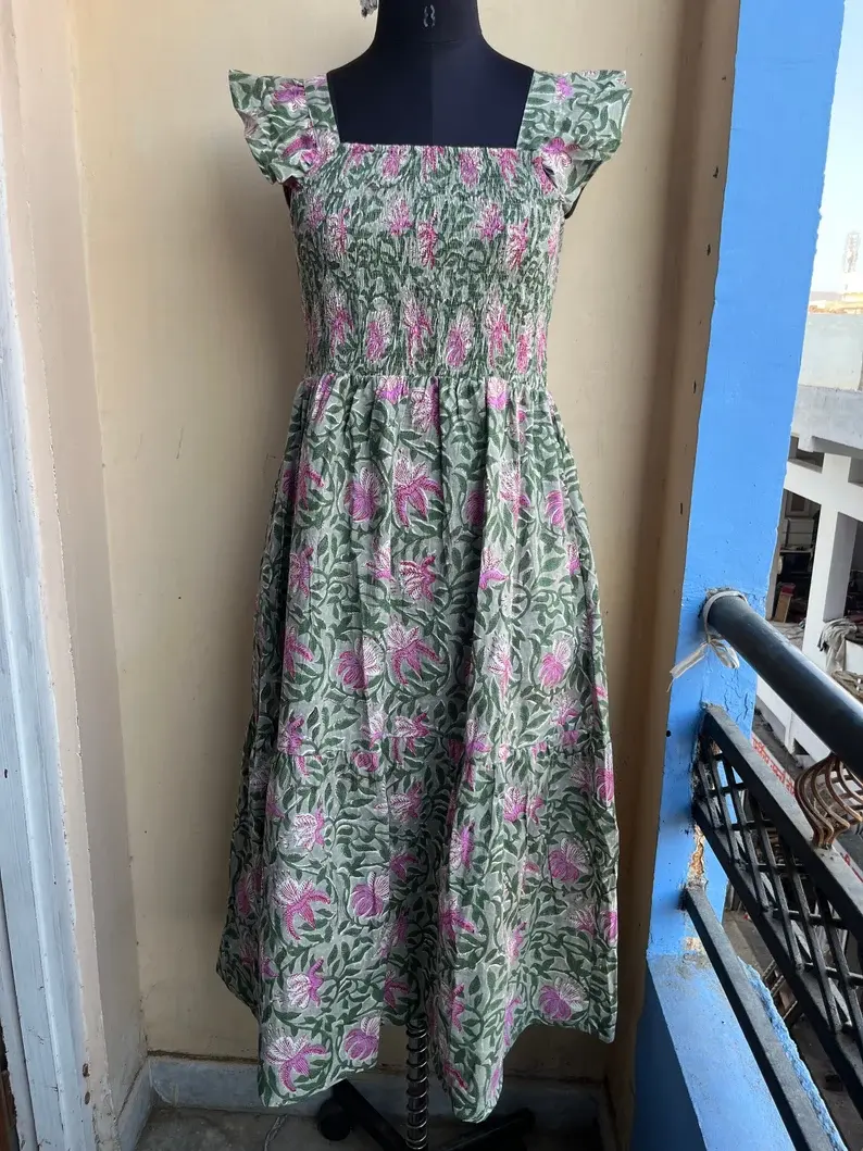 สีเขียว