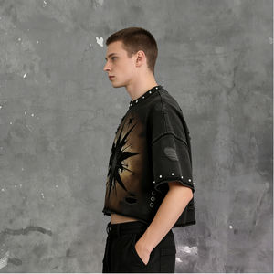 Camisetas Personalizadas para Hombre, Negras, Lavadas, de Corte Cuadrado, con Diseño Corto, Dobladillo Desgastado, Detalle de Remaches, Estilo Casual, Urbano, Retro y Punk - Product Image 2