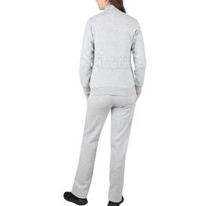 Vêtements décontractés avec logo personnalisé Vente en usine Combinaison de jogging personnalisée pour femmes Survêtement de haute qualité pour femmes - Product Image 4