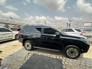 Toyota Prado VXR Usado 2023 - Product Image 5