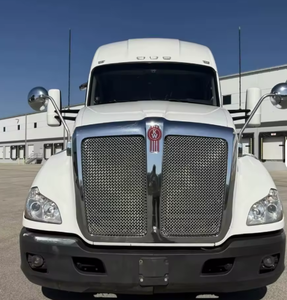 Camión semirremolque Kenworth T680 Sleeper 2025, seminuevo, con techo elevado de 76 pulgadas, 450HP y 12 velocidades - Product Image 1