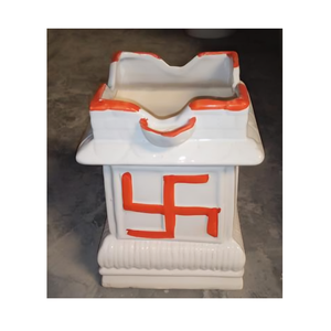 Elegante maceta de cerámica con detalles artesanales construida para estilizar selvas interiores, desde acogedoras salas de estar hasta patios abiertos ventosos - Product Image 6