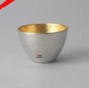 Tazón para servir de acero inoxidable con acabado plateado de aspecto simple con soporte dorado para restaurante y bar de hotel - Product Image 2