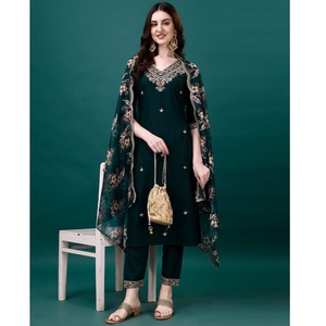 Costume en coton tendance pour exportateur indien avec Tebby détaillant des vêtements ethniques indiens traditionnels pour femmes disponibles au meilleur prix - Product Image 1