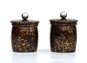 Urne artisanale en bois de manguier pour cendres humaines peinte à la main Design multicolore Boîte commémorative personnalisée pour les cendres - Product Image 3