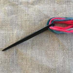 Aiguilles en corne de buffle de qualité supérieure, accessoires de couture et de tricot faits à la main - Product Image 1