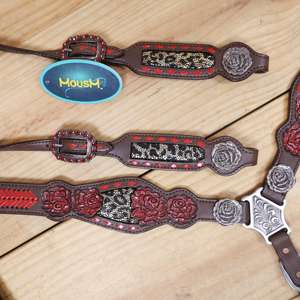 Ensemble de sellerie pour cheval en cuir western personnalisé avec des franges rouges colorées et une têtière et une poitrine en cuir travaillés à la main - Product Image 2