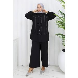 Ensemble décontracté deux pièces noir 19266 avec détails en pierre, taille XL, tenue mi-longue, motif en tissu, 100 % polyester, col rond - Product Image 3