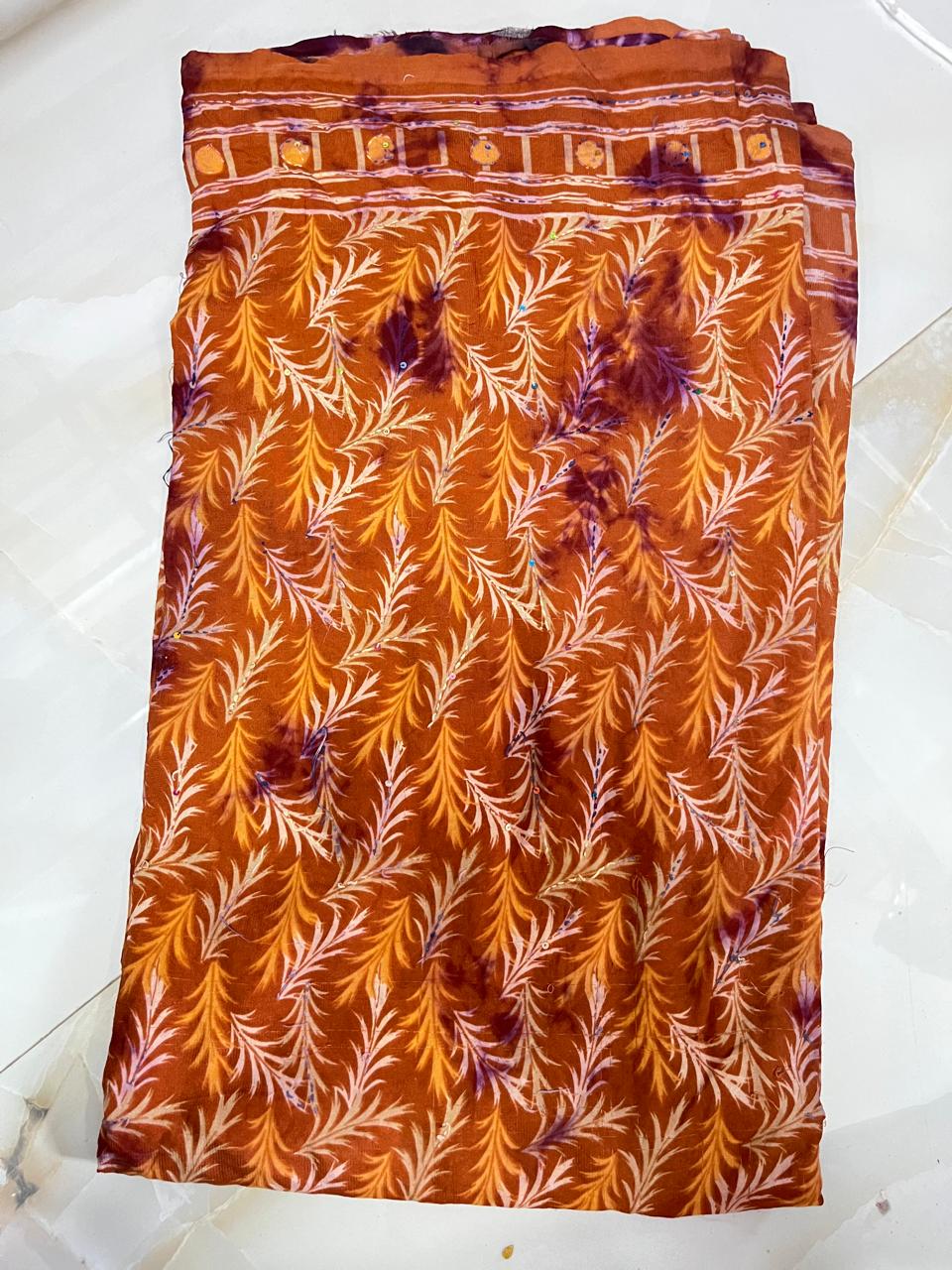 สีน้ำตาล ลายมัดย้อมสีทอง