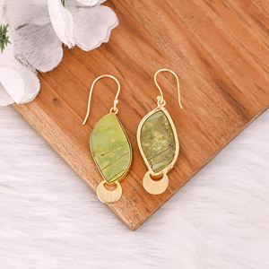 Boucles d'oreilles pendantes fantaisie en opale verte naturelle plaquées or pour femme, idéales pour le quotidien et comme cadeau pour elle - Product Image 4