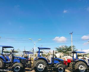 Tractores Lovol Premium de 80HP 4x4 con Cabina con Aire Acondicionado para Agricultura, Trabajo Pesado, Entrega Rápida desde Fábrica - Product Image 5