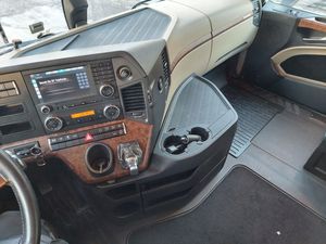 Mercedes-Benz Actros 1845 2014, benne basculante tout-terrain, unité de remorque standard, 4x2, boîte de vitesses automatique/manuelle - Product Image 3