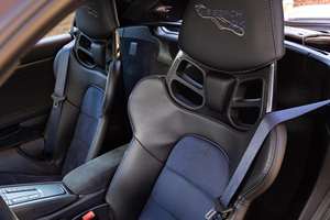 2024 718 Cay Man AWD Turbo R18 Voiture à faible kilométrage Boîte de vitesses automatique Conduite à gauche État neuf Essence - Product Image 4