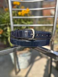 Elegante Cinturón Azul con Hebilla de Hierro Estilo Western, Longitud Ajustable, 3.5cm de Ancho, para Oficina y Atuendos Casuales - Product Image 3