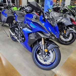 Nouvelles motos 2025 GSXS1000GX+ Crossovers GSX1000GTPM5 entièrement disponibles - Product Image 1