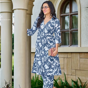 Conjunto ligero de rayón de moda con estampado de papel de aluminio de secado rápido para collage de fiesta y chicas de oficina - Product Image 1