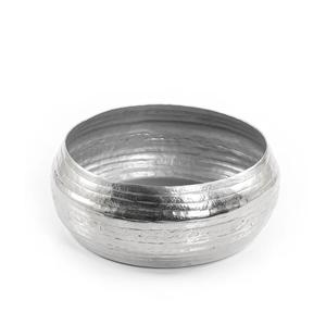 Cuenco de metal moderno para servir con un acabado brillante elegante diseñado para complementar la estética y el servicio de la cocina moderna - Product Image 3