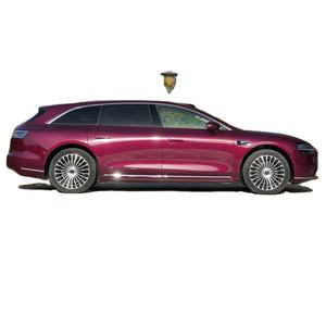 Vehículo Eléctrico de 5 Puertas y 5 Asientos, Tipo Familiar, Ultra Todoterreno, con Autonomía de 601-700 km según NEDC y Motor de 300 kW - Product Image 5