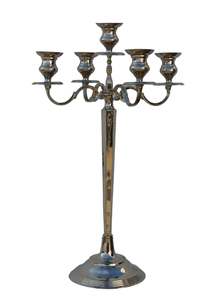 Grand candélabre en cristal argenté avec structure à cinq bras et finition polie de qualité supérieure pour un style de décoration intérieure élégant - Product Image 3