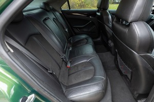 รถซีดานมือสองสภาพดี เครื่องยนต์ V8 ซูเปอร์ชาร์จ - Product Image 3