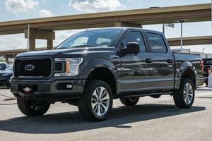 รถฟอร์ด F-150 XL ปี 2018 มือสอง รุ่น Look 4x4 เครื่องยนต์ 3.5L Eco STX Crew Cab 499 แรงม้า V8 4 วาล์ว 16 สูบ 5 ที่นั่ง เกียร์อัตโนมัติ - Product Image 4