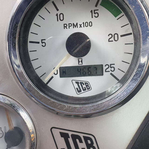 รถตักล้อยาง JCB 4CX มือสอง ขนาด 8 ตัน คุณภาพสูง สภาพดี เครื่องจักรก่อสร้าง ปั๊มเครื่องยนต์ ประสิทธิภาพการทำงานสูง - Product Image 5