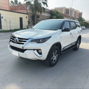 Para FJ Cruiser VX SUV 6 Asientos Volante a la Izquierda Full Equipamiento 2023 100% Perfecto Sin Accidentes - Product Image 5