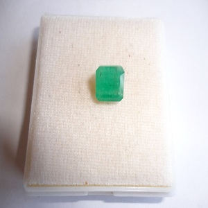 Pierre précieuse émeraude brésilienne naturelle, taille émeraude, verte, certifiée IGI, pour accessoires de bijoux - Product Image 2