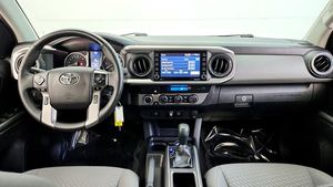 UTILISÉ EN BON ÉTAT 2022 pour Tacoma SR5 V6 Double Cab 4WD Conduite à gauche 5 sièges - Product Image 5