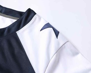 Camiseta de fútbol de diseño único personalizado, camiseta de fútbol de secado rápido barata de alta calidad hecha en Pakistán - Product Image 5