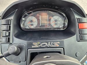 Tracteur agricole Solis 4x4, tracteur à roues bleues, niveau de sécurité élevé - Product Image 4