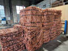 Fil de cuivre rouge de haute qualité 99% pur pour les applications électriques et le débobinage - Product Image 2