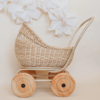 Vente en gros de poussettes pour bébés en rotin tressé écologique, fabriquées à la main, meubles pour enfants en provenance du Vietnam