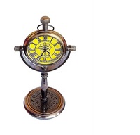 Horloge de table minimaliste en laiton antique horloge de bureau à quartz personnalisée avec support pour bureau ou montre de table à la maison
