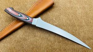 Cuchillo de filetear hecho a mano con hoja de acero D2, mango de madera y funda de cuero, cuchillo para exteriores - Product Image 3