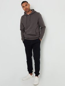 Sudadera Extra Grande de la Mejor Calidad, Corte Holgado con Mangas Elegantes, Logotipo Frontal con Serigrafía, Capucha con Cordón - Product Image 3