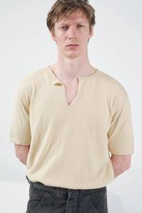 Camiseta de Punto de Manga Corta para Hombre, Transpirable, Estilo Veraniego |   Camiseta Casual de Tricot para Hombre |   Ropa para Hombre al por Mayor - Product Image 1