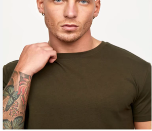 T-shirt de coupe régulière uni de haute qualité 100% coton T-shirts pour hommes à impression bouffante personnalisés pour hommes. - Product Image 4