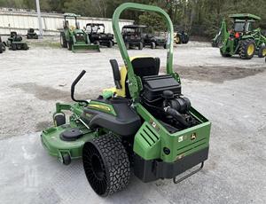 Caja Recolectora de Césped de Alta Calidad para Cortacésped Industrial de Giro Cero de 2 Tiempos, 24V, 4 Pulgadas de Altura Máxima de Corte - Product Image 2