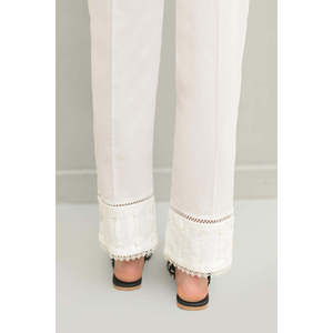 Pantalones de Mezclilla para Hombre con Bordado, Personalizados OEM/ODM, Disponibles en Stock - Product Image 6