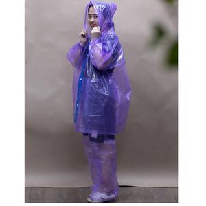 Veste imperméable légère OEM et pantalon Longueur à capuche 120cm PE réutilisable Facile à utiliser Vêtements de pluie pour vélo pour une personne du Vietnam - Product Image 2