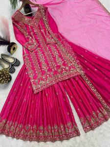 Nouveau Superbe Ensemble de Création Tendance Top et Lehenga en Faux Georgette Brodé avec Dupatta Assorti Style Bollywood pour Fête - Product Image 4