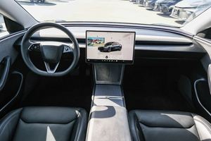 Tesla Model 3 Long Range RWD 2025 - Product Image 6