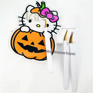 แหนบต่อขนตาปลายทองเคลือบผงสีขาว 90 องศา พร้อมแผ่นรองขนตาแบบน่ารัก รับทำโลโก้ อุปกรณ์เสริมความงาม - Product Image 4