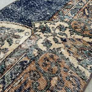 Alfombra Pequeña Vintage de 1.8x4.1 pies (56x125 cm), Alfombra Turca Azul del Suroeste - Product Image 5