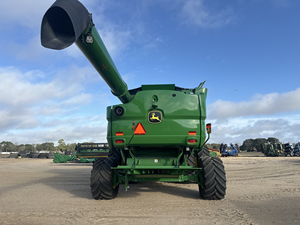 Cosechadora Agrícola John Deere S780 de Alto Rendimiento y Precio Accesible para Frijol, Maíz y Soja en Venta - Product Image 6