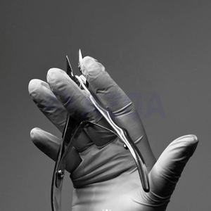 Coupe-cuticules incurvé en acier inoxydable de haute qualité, ouverture large, outil de soin des ongles durable pour adultes - Product Image 1