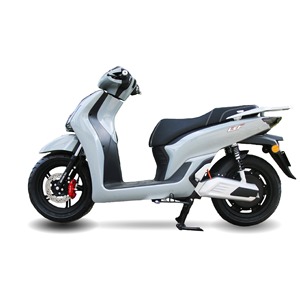 Modern Electric <b>Scooter</b> Sensor Technology <b>for</b> Urban <b>Mobility</b> Waterproof Design 800W Brushless Motor 40-60km Range LED Lighting - Product Image 2