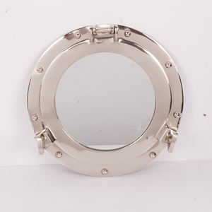 Hublot en aluminium robuste pour applications industrielles Installation sécurisée et performances durables dans des environnements difficiles - Product Image 2