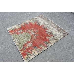 Tapis d'appoint vintage 4,5x5,1 pi (138x156 cm), tapis turc rouge patchwork - Product Image 3